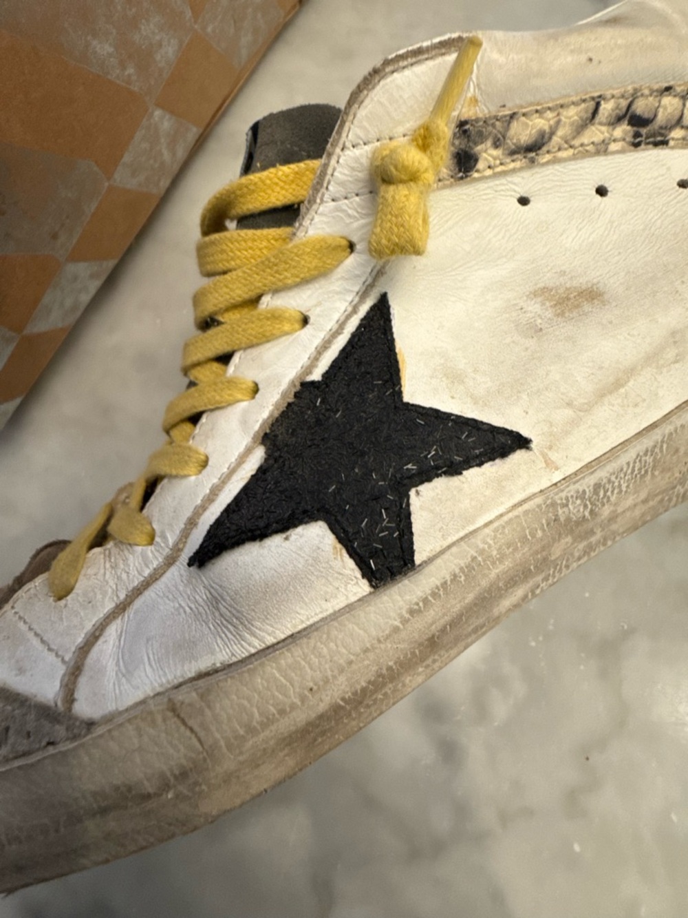 100% Authentic Golden Goose White, Gray and Yellow Sneakers w/ Yellow Laces - Picture 13 of 16